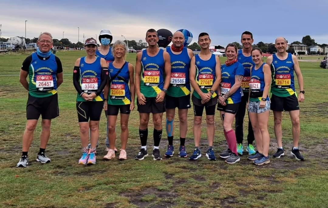 trotters team photo before the london marathon.jpg