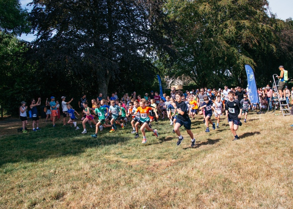 totnes_fun run_start.jpg