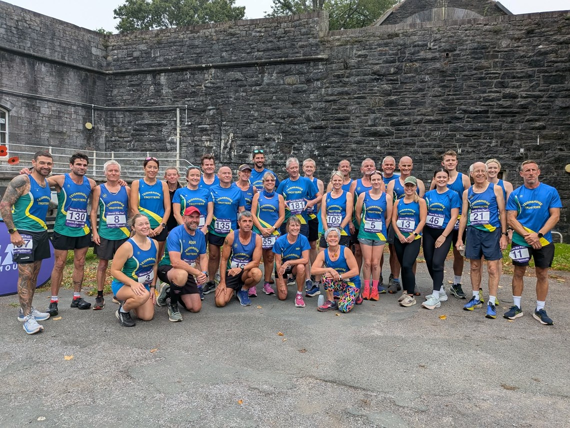 storm the fort_group_start.jpeg