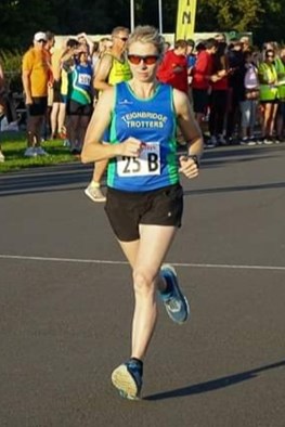 wendy goldthorp relays.jpg