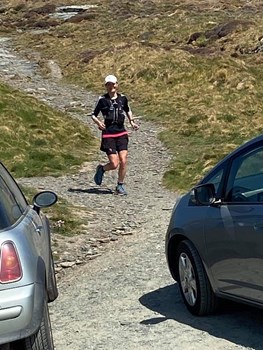 helen descending one of the steep hills at bude.jpg