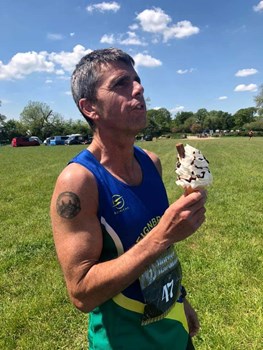 roger hayes in heaven after moreton marathon.jpg