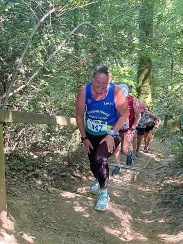 147 totnes 10k lucy evans.jpg