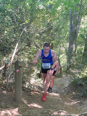 james long totnes 10k.jpg