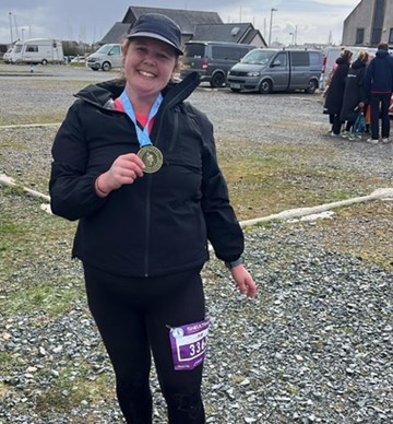 pip shanklin_she ultra_medal_cropped.jpg