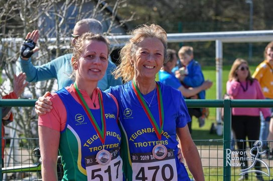 jacki woon and sarah pike at tavy 13.jpg