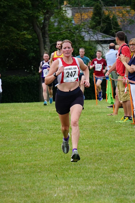 ami yetton, first female finisher.jpg