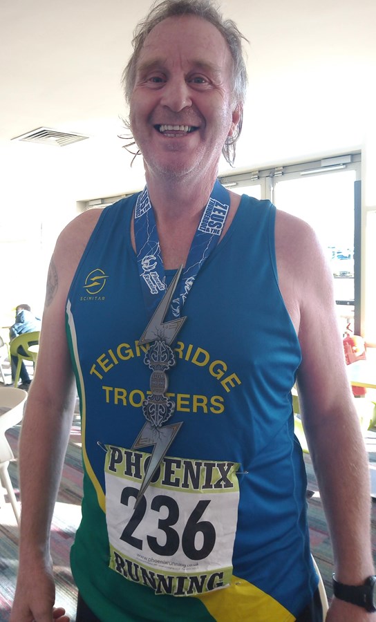 mark wotton completes phoenix zeus and the thunderbolt half marathon.jpg