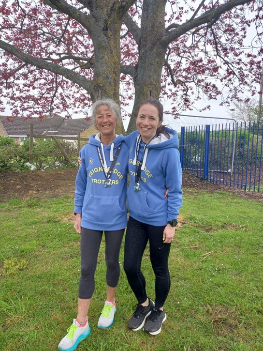 debbie proctor and pacer jacki woon.jpg