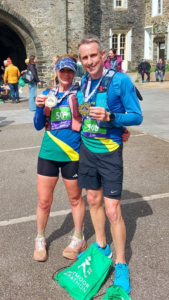 rachel and matt_dartmoor_medal.jpg