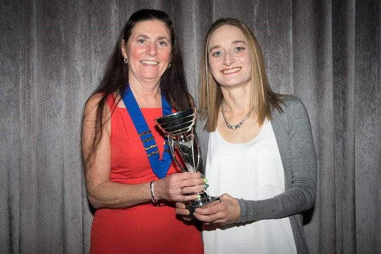 helen anthony wins jose waller trophy for fastest marathon.jpg